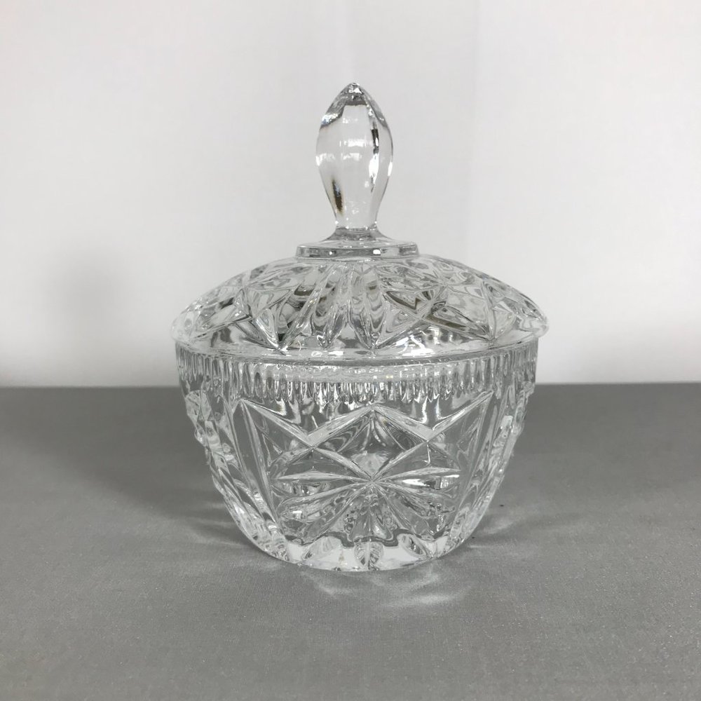 Beyer Bleikristall Lead Crystal Handcrafted Candy Dish Made in West-Germany